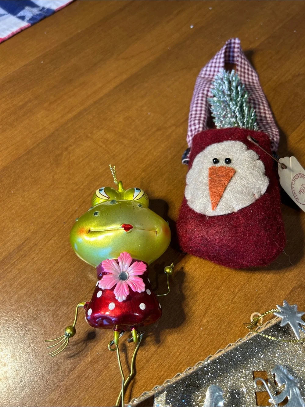 7 Holiday Ornaments